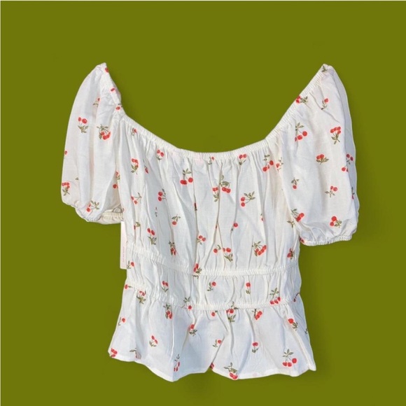 NWT SO Off The Shoulder Square Neck Crop M - Picture 4 of 8